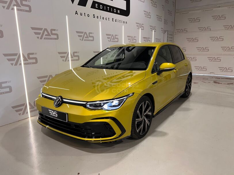 Foto del VOLKSWAGEN Golf Variant 1.5 eTSI R-Line DSG 110kW