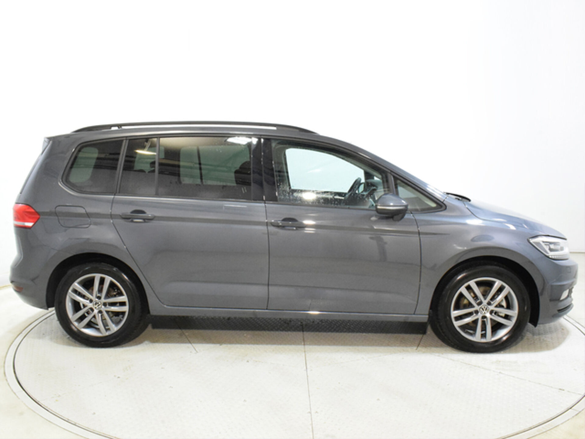 Imagen 2 de VOLKSWAGEN Touran