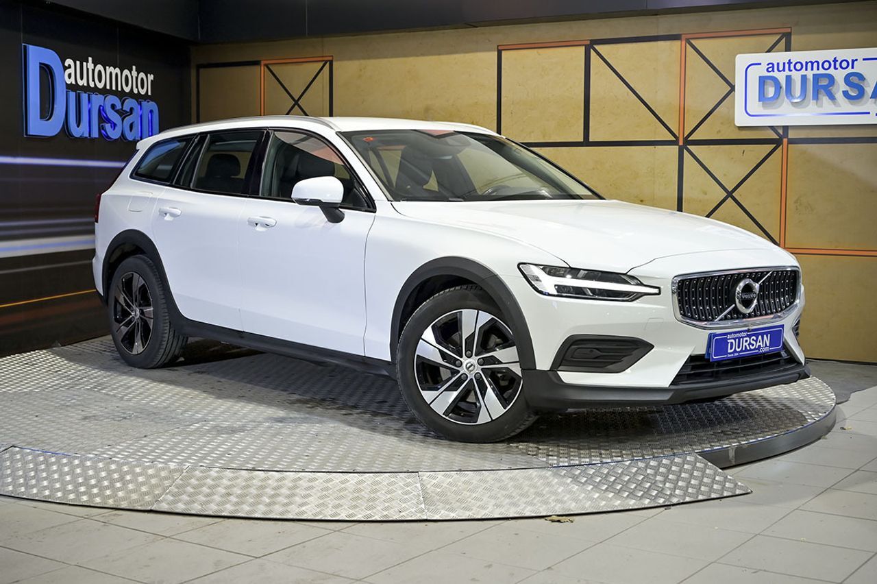 Foto del VOLVO V60 B4 Momentum Pro Aut.
