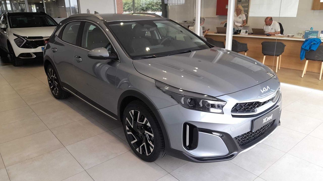 KIA XCeed (1.0 T-GDi Tech 74kW (100CV)) en Barcelona