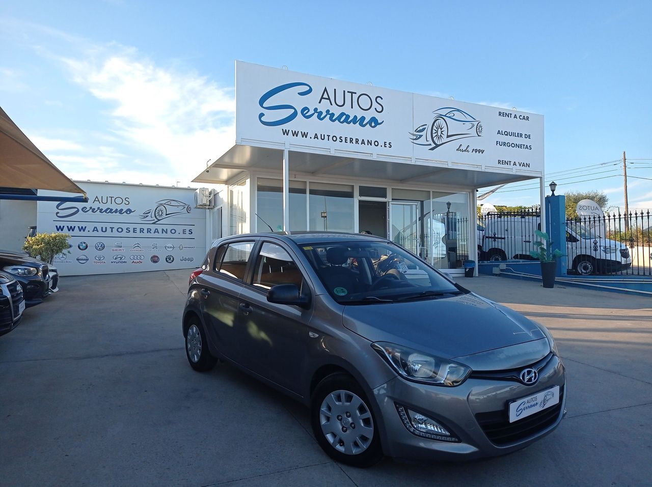 HYUNDAI i20 (1.2 85cv) en Málaga