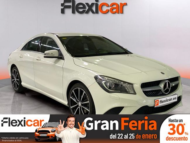 MERCEDES Clase CLA (CLA 200 CDI) en Sevilla