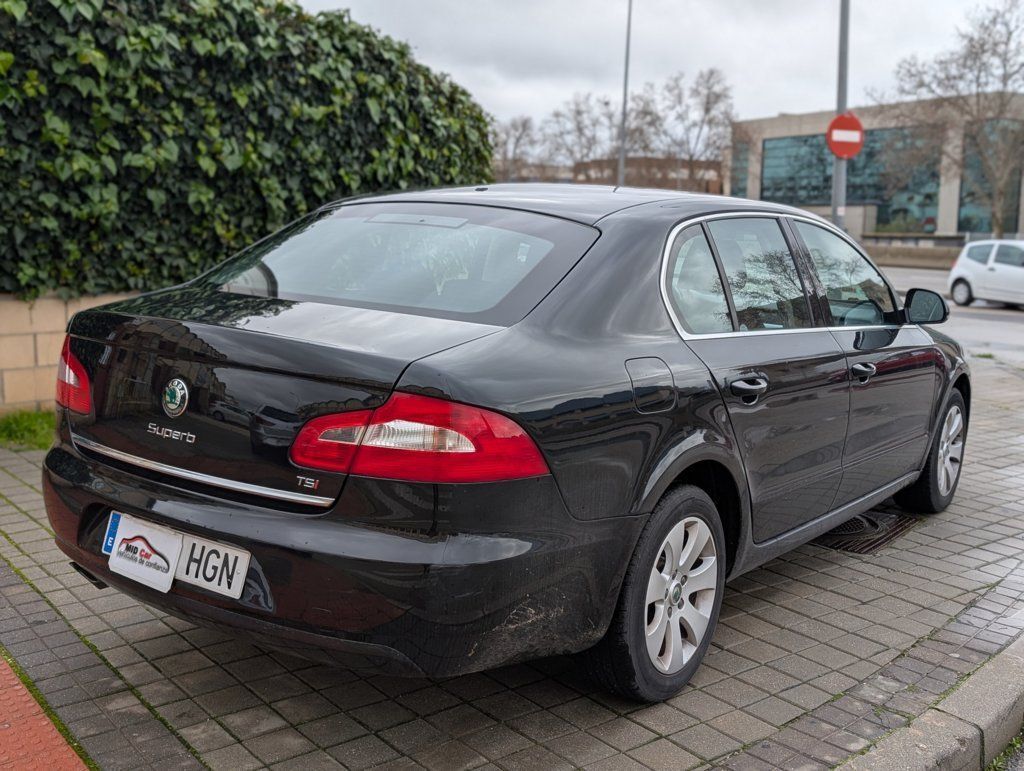 Foto del SKODA Superb 1.8 TSI Elegance DSG