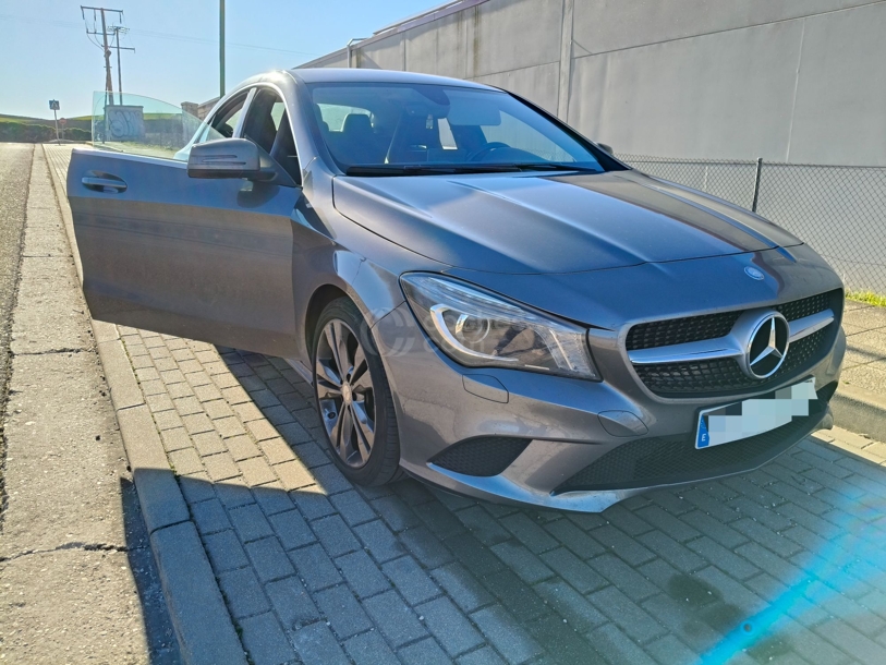 Foto del MERCEDES Clase CLA CLA 200d Urban