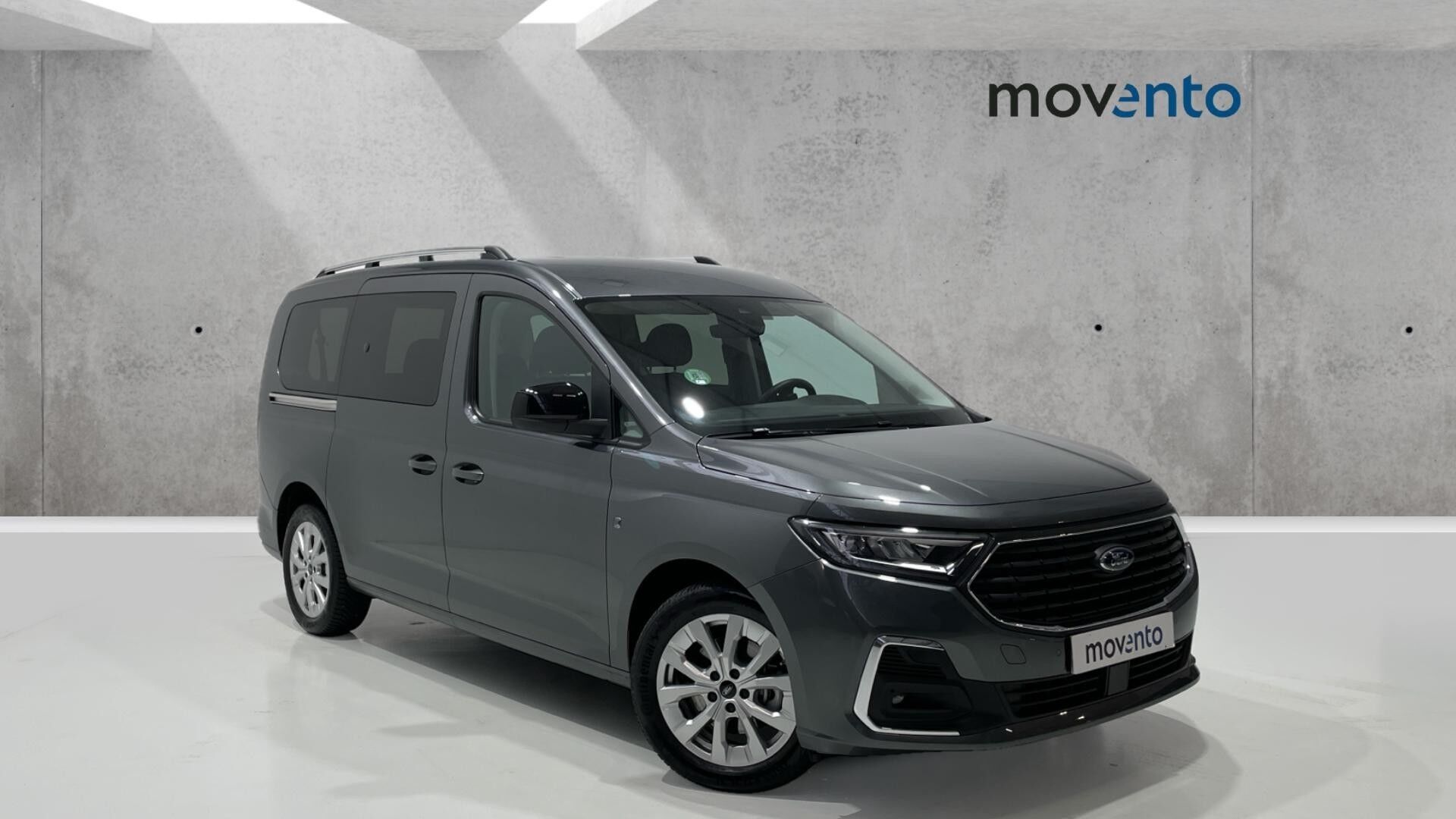 FORD Tourneo Connect (2.0 Ecoblue Titanium Auto 90 kW (122 CV)) en Barcelon