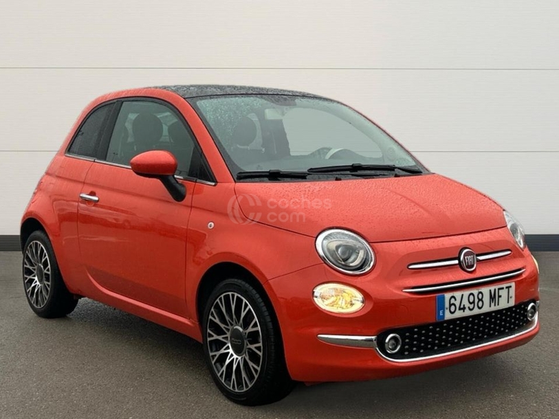 Foto del FIAT 500 C 1.0 Hybrid Red 52kW