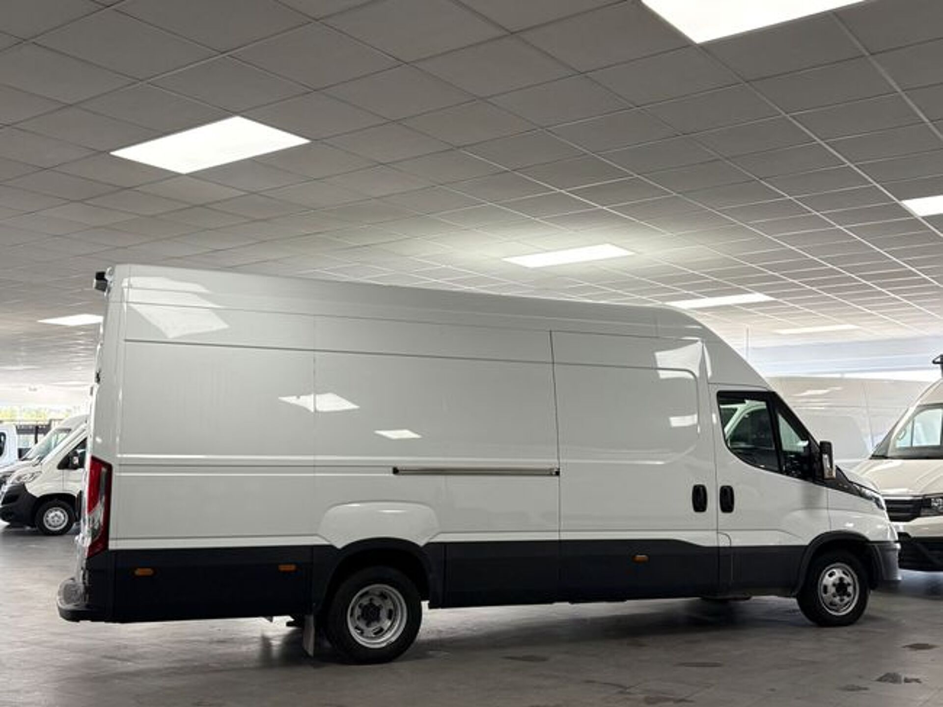 Imagen 3 de IVECO Daily