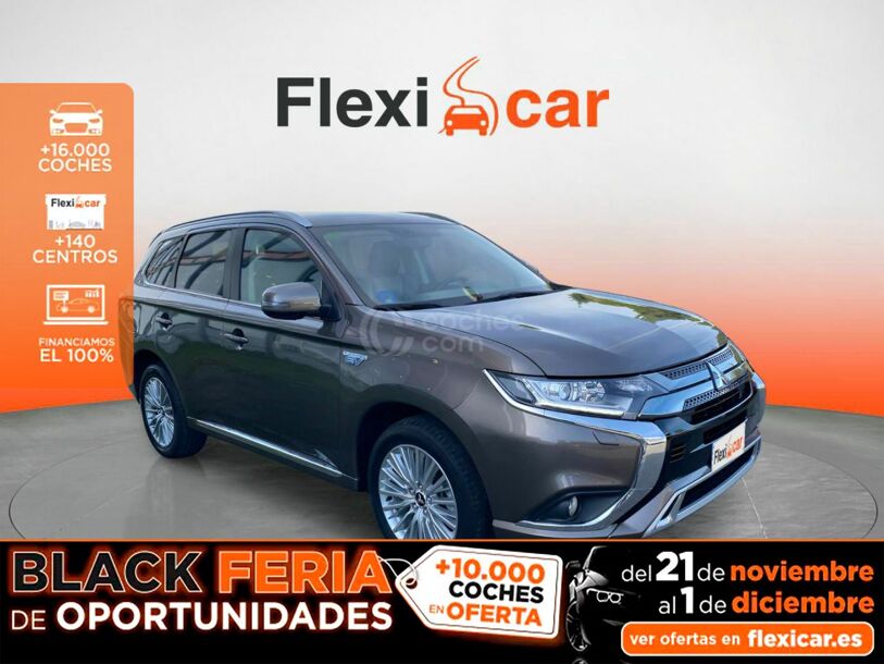 Foto del MITSUBISHI Outlander PHEV Kaiteki+ 4WD