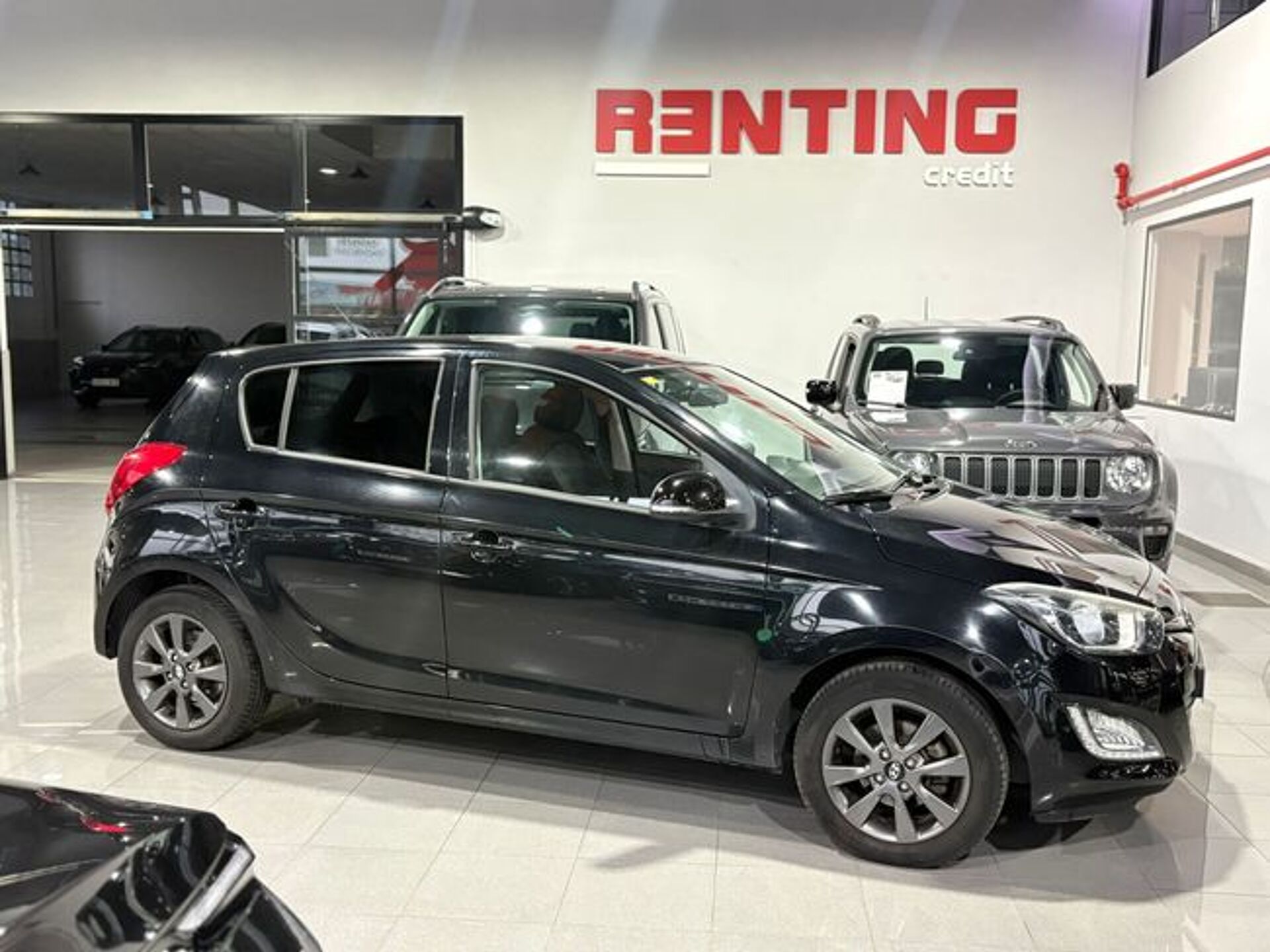 Imagen 3 de HYUNDAI i20