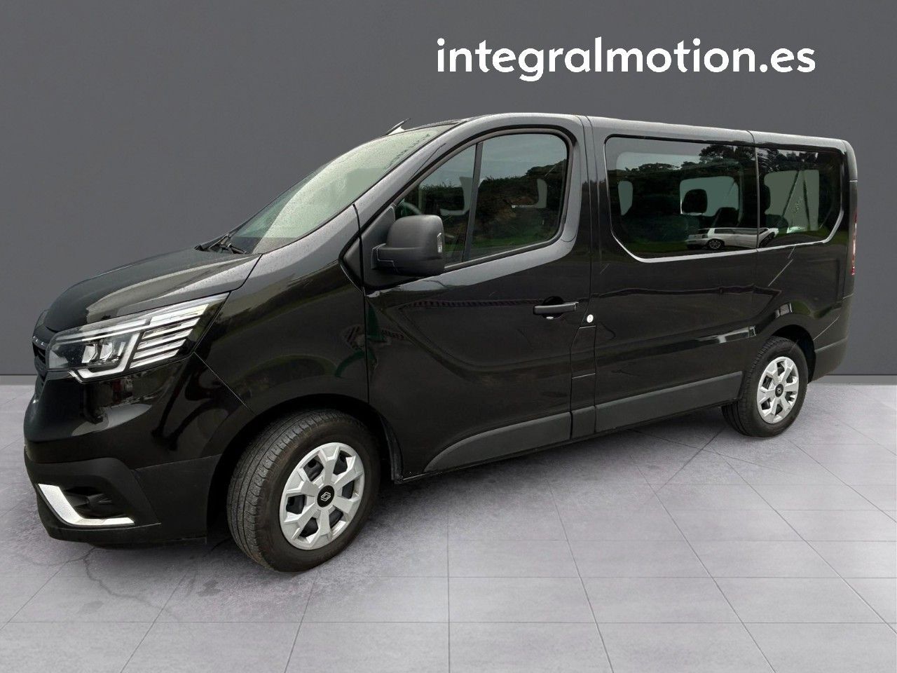 Foto del RENAULT Trafic SpaceClass 2.0dCi Energy Blue Largo EDC 110kW