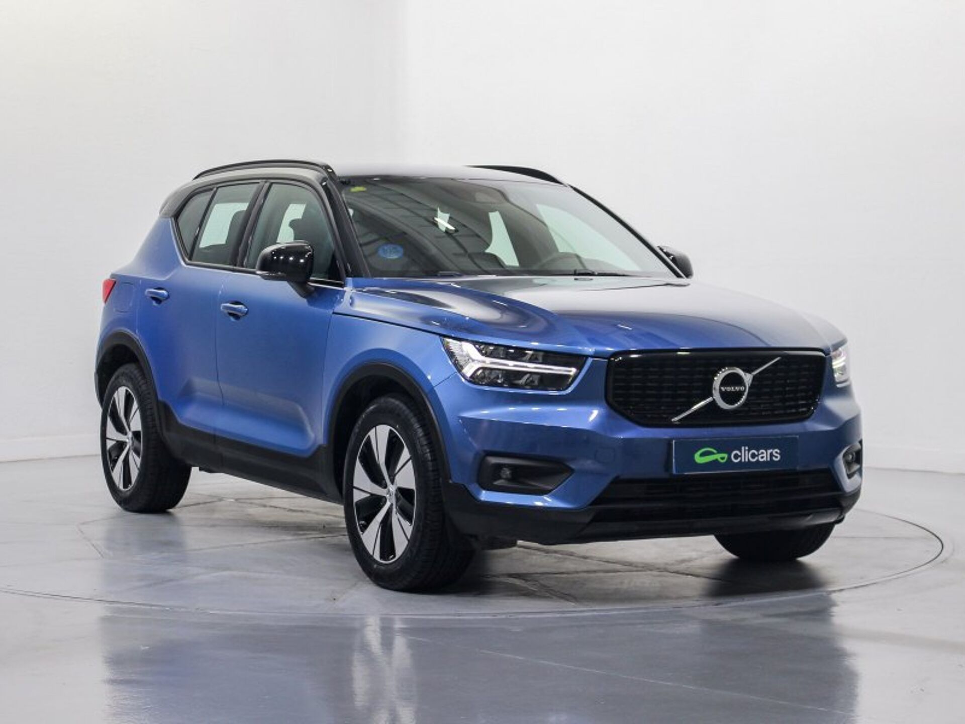 Imagen 3 de VOLVO XC40