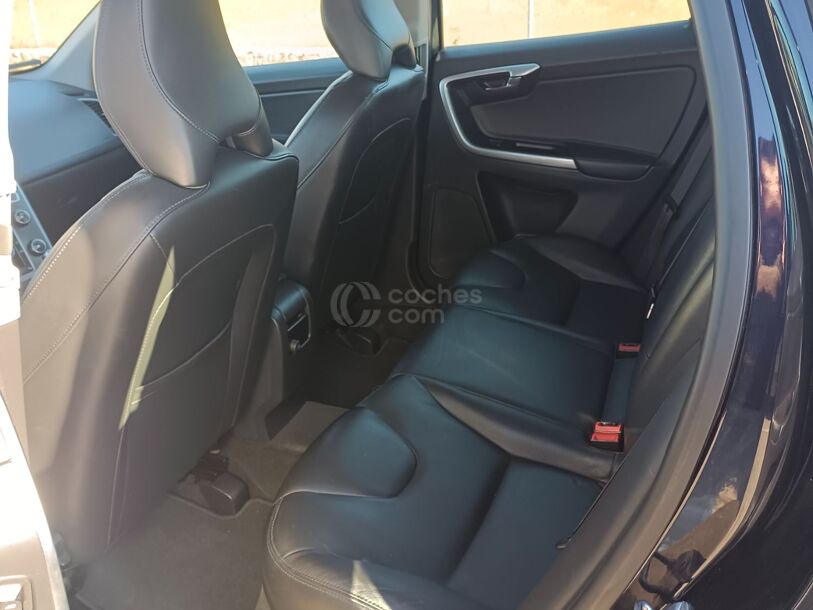 Foto del VOLVO XC60 D3 R-Design Kinetic 136