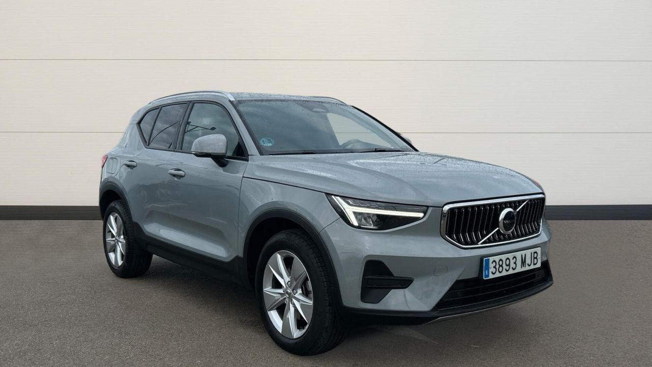 VOLVO XC40 (2.0 B3 CORE DARK AUTO 163 5P) en Madrid