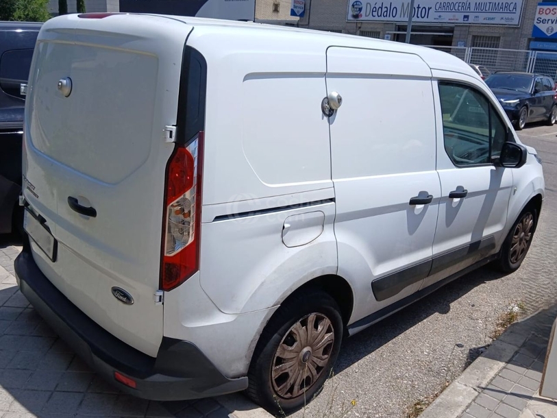 Foto del FORD Transit Connect FT 220 Kombi S&S B. Corta L1 Trend 100