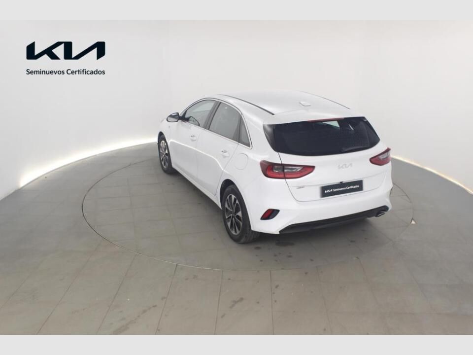 Foto del KIA Ceed 1.0 MHEV Drive DCT 100