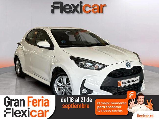 TOYOTA Yaris (1.5 120H Active Tech) en Zaragoza