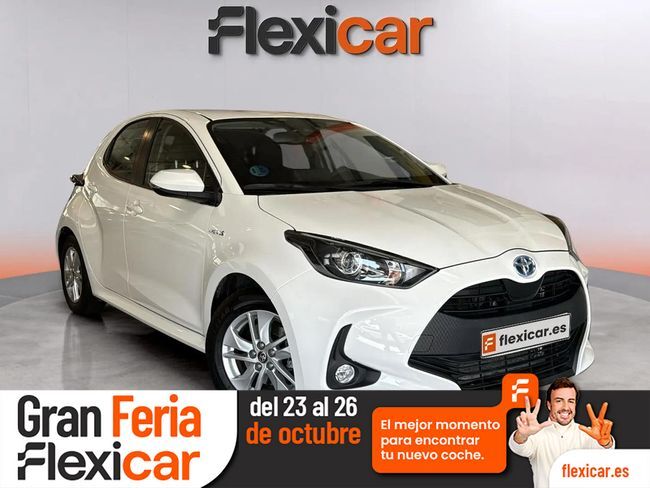 TOYOTA Yaris (1.5 120H Active Tech) en Zaragoza