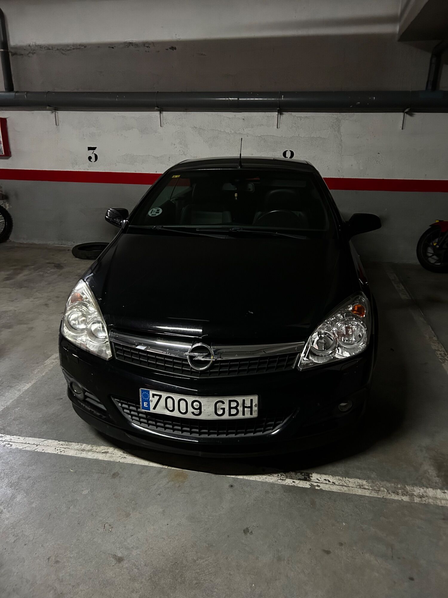 Foto del OPEL Astra Twin Top 1.9CDTi Enjoy