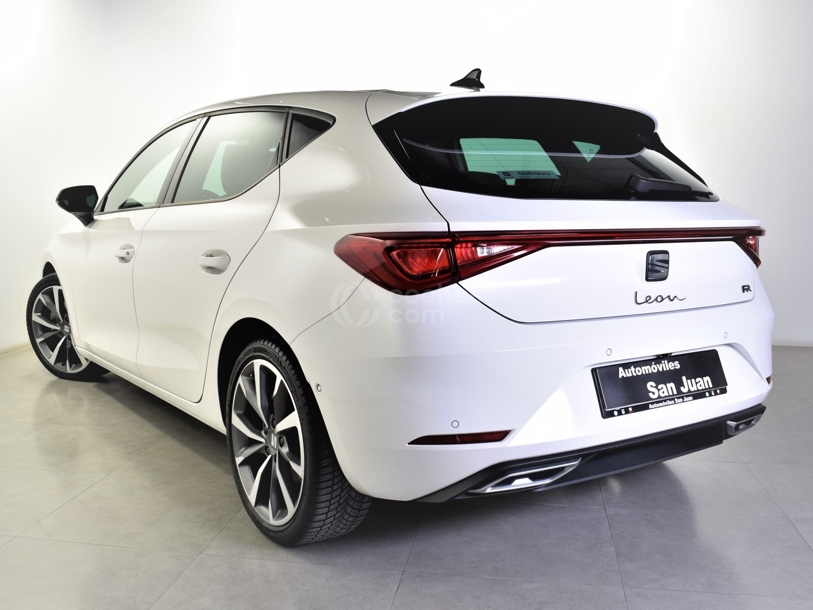 Foto del SEAT León 2.0TDI CR S&S Style Launch Pack con Navegador DSG-7 150