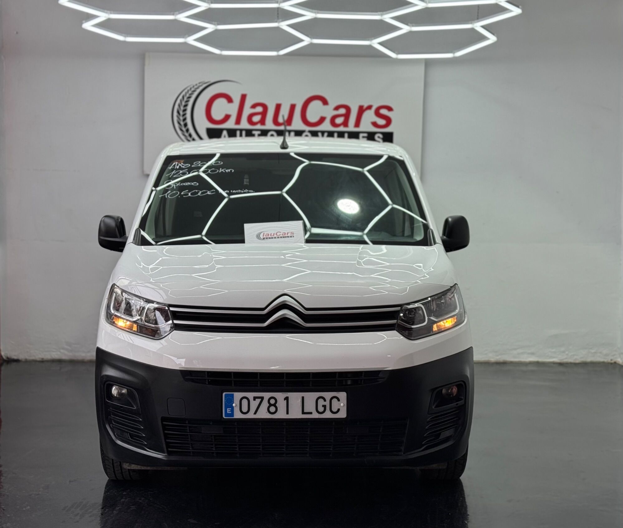 Foto del CITROEN Berlingo Van BlueHDi S&S Talla M Club CA 100
