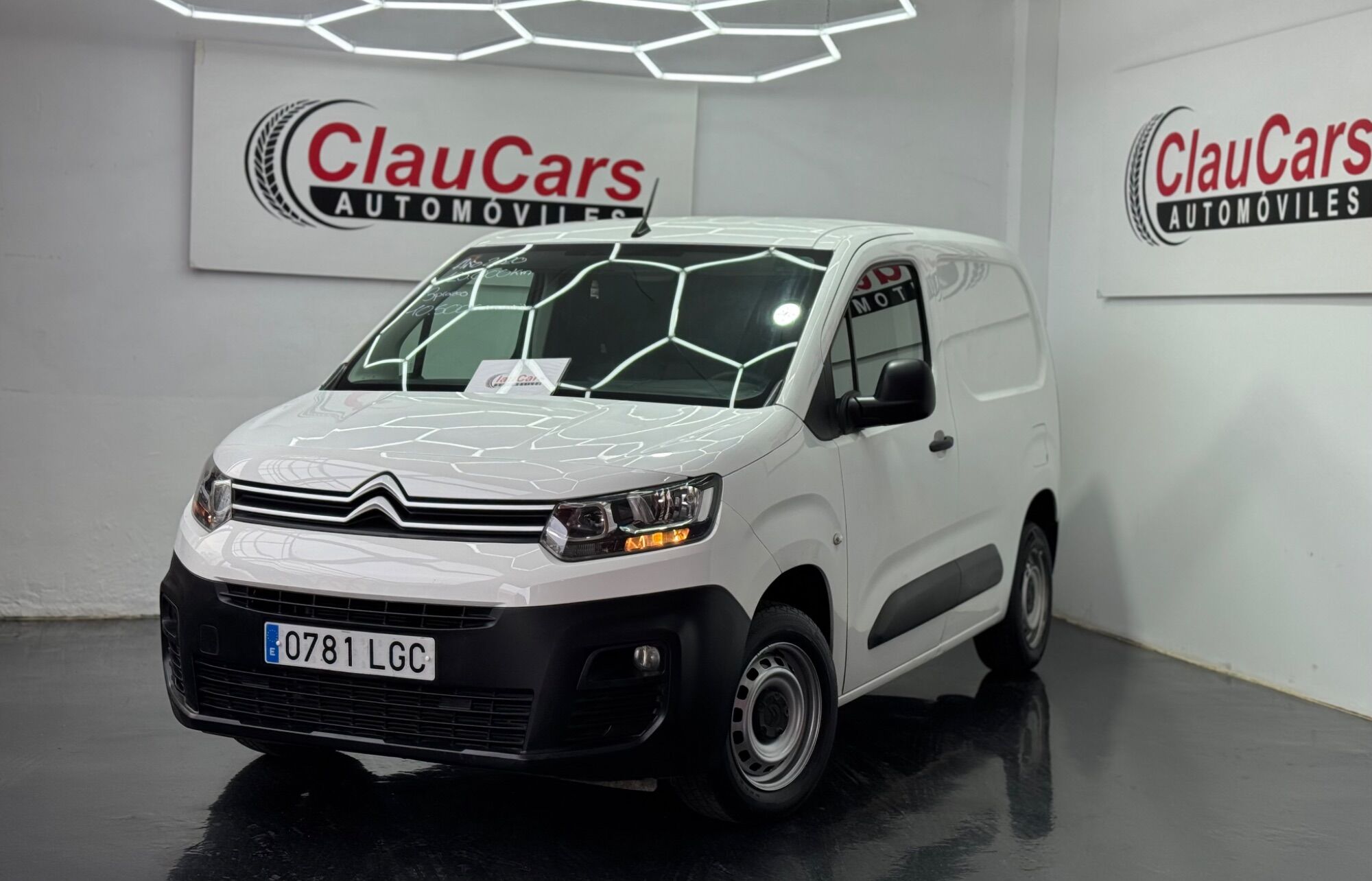 CITROEN Berlingo (Van BlueHDi S&S Talla M Club CA 100) en Madrid