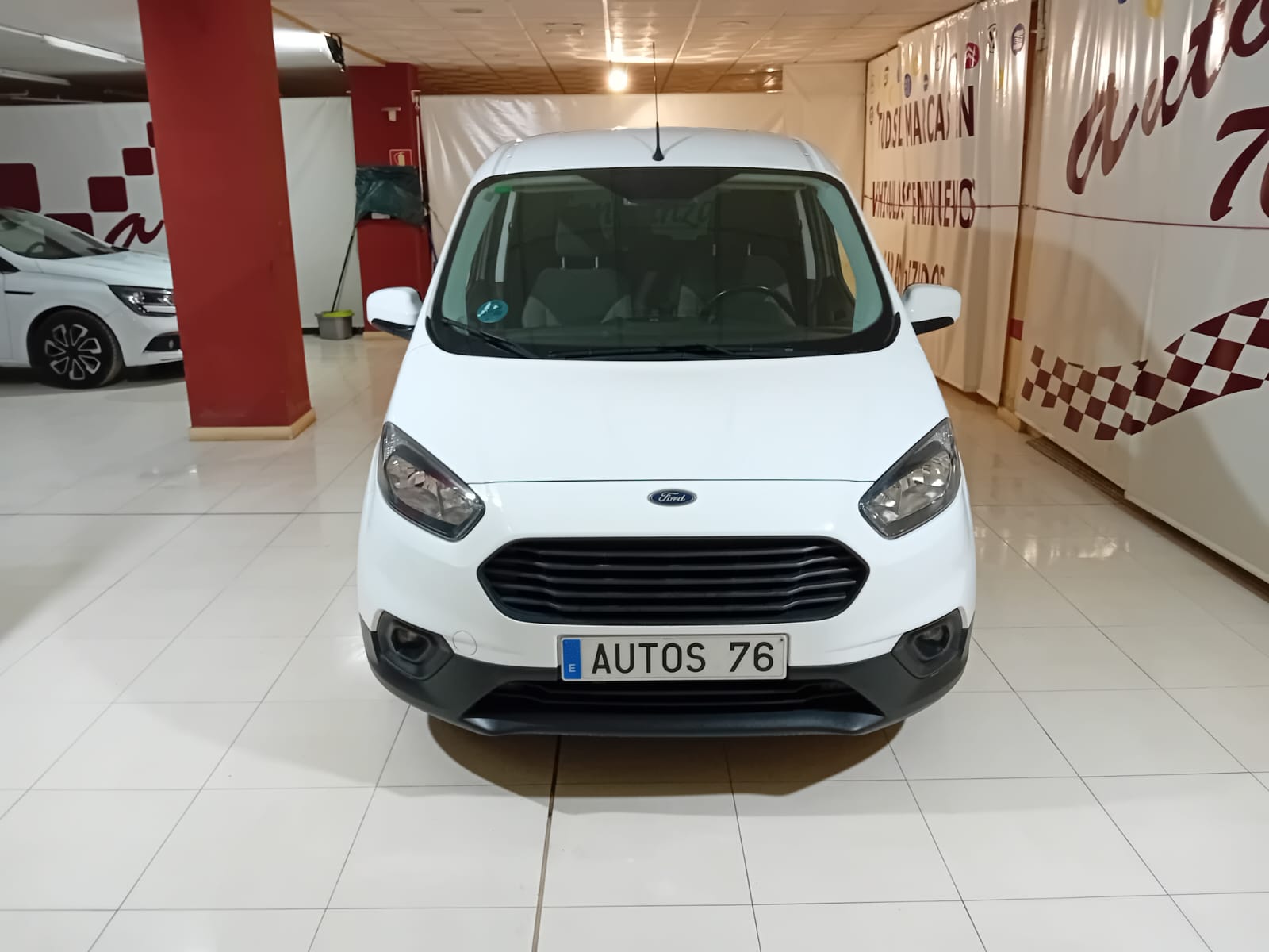 Foto del FORD Transit Courier Kombi 1.5TDCi Ambiente 75