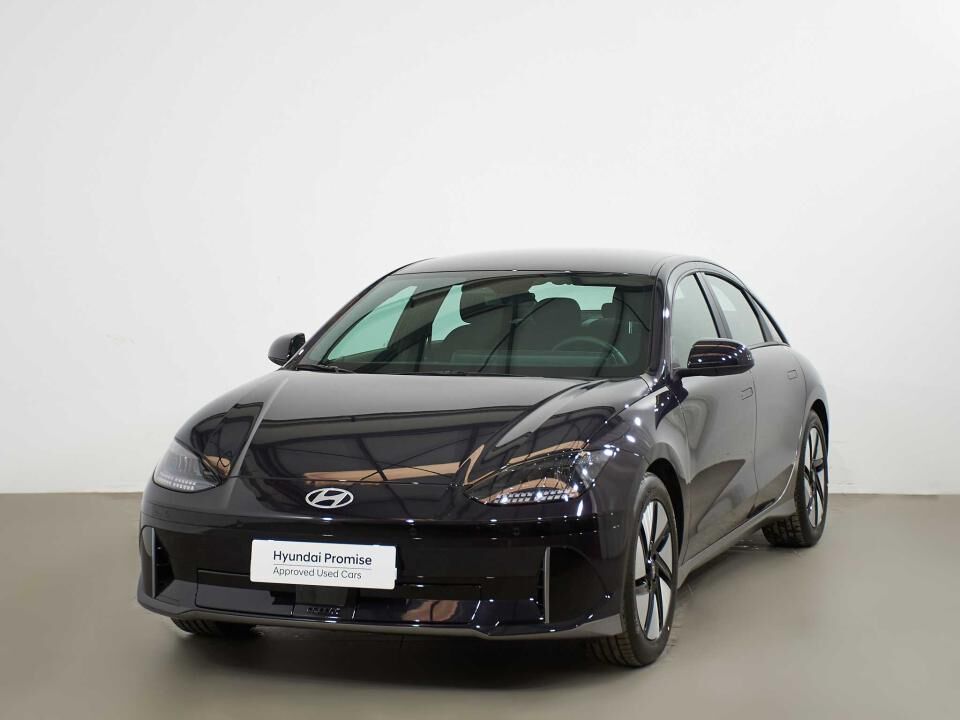 HYUNDAI Ioniq 6 (111Kw Light RWD) en Cádiz