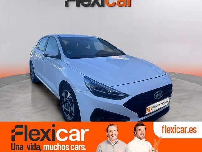 HYUNDAI i30 (1.0 TGDI 48V Klass) en Cádiz