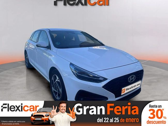 HYUNDAI i30 (1.0 TGDI 48V Klass) en Cádiz