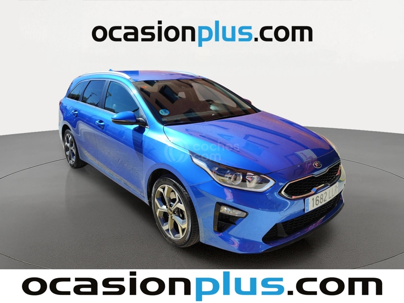 Foto del KIA Ceed Tourer 1.6 MHEV iMT Tech DCT 136