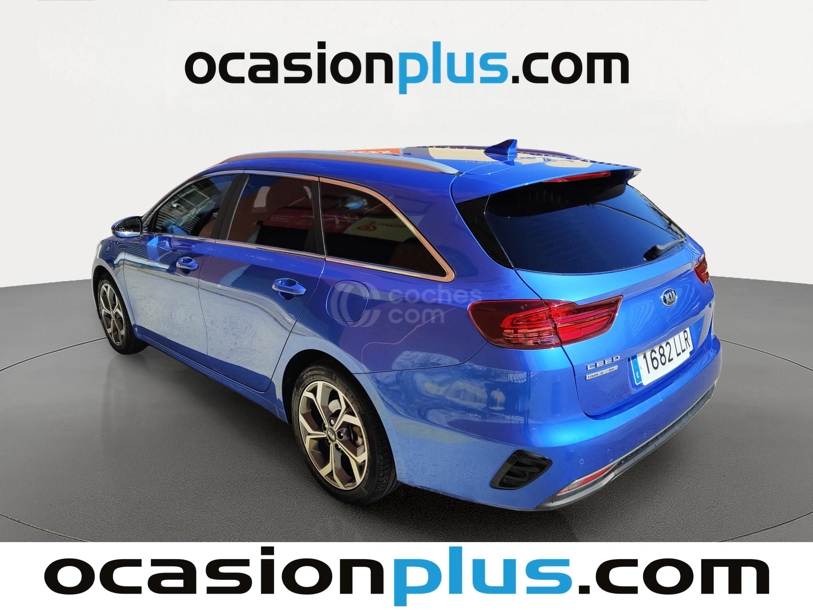 Foto del KIA Ceed Tourer 1.6 MHEV iMT Tech DCT 136