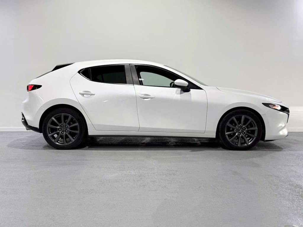 Foto del MAZDA Mazda3 2.5 e-Skyactiv-G Prime-line 103kW