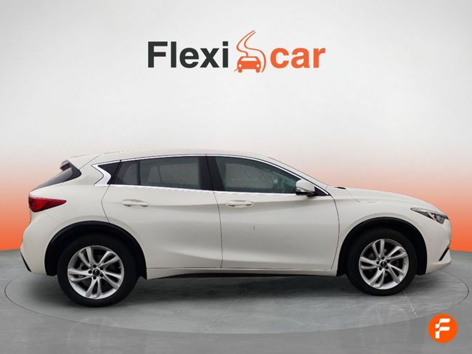 Imagen 2 de INFINITI Q30