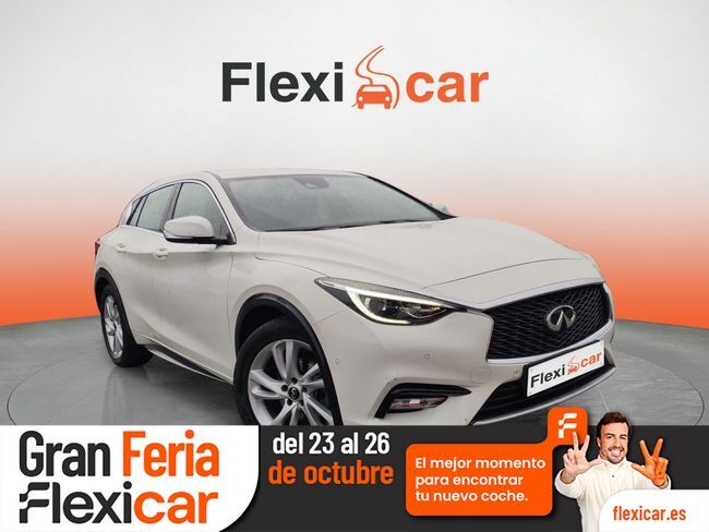 INFINITI Q30 (1.6T 90kW (122CV)) en Lugo