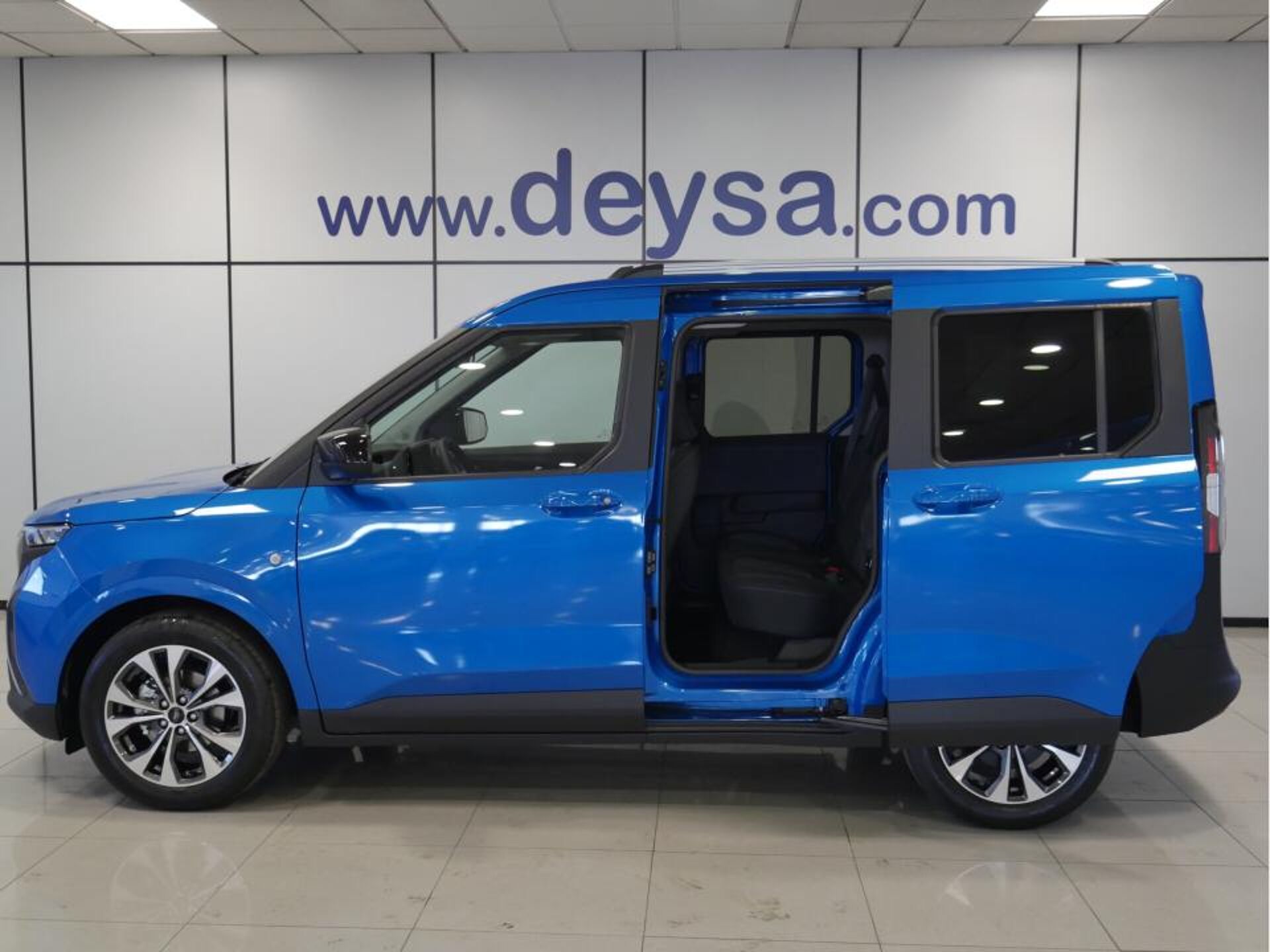 Imagen 3 de FORD Tourneo Courier