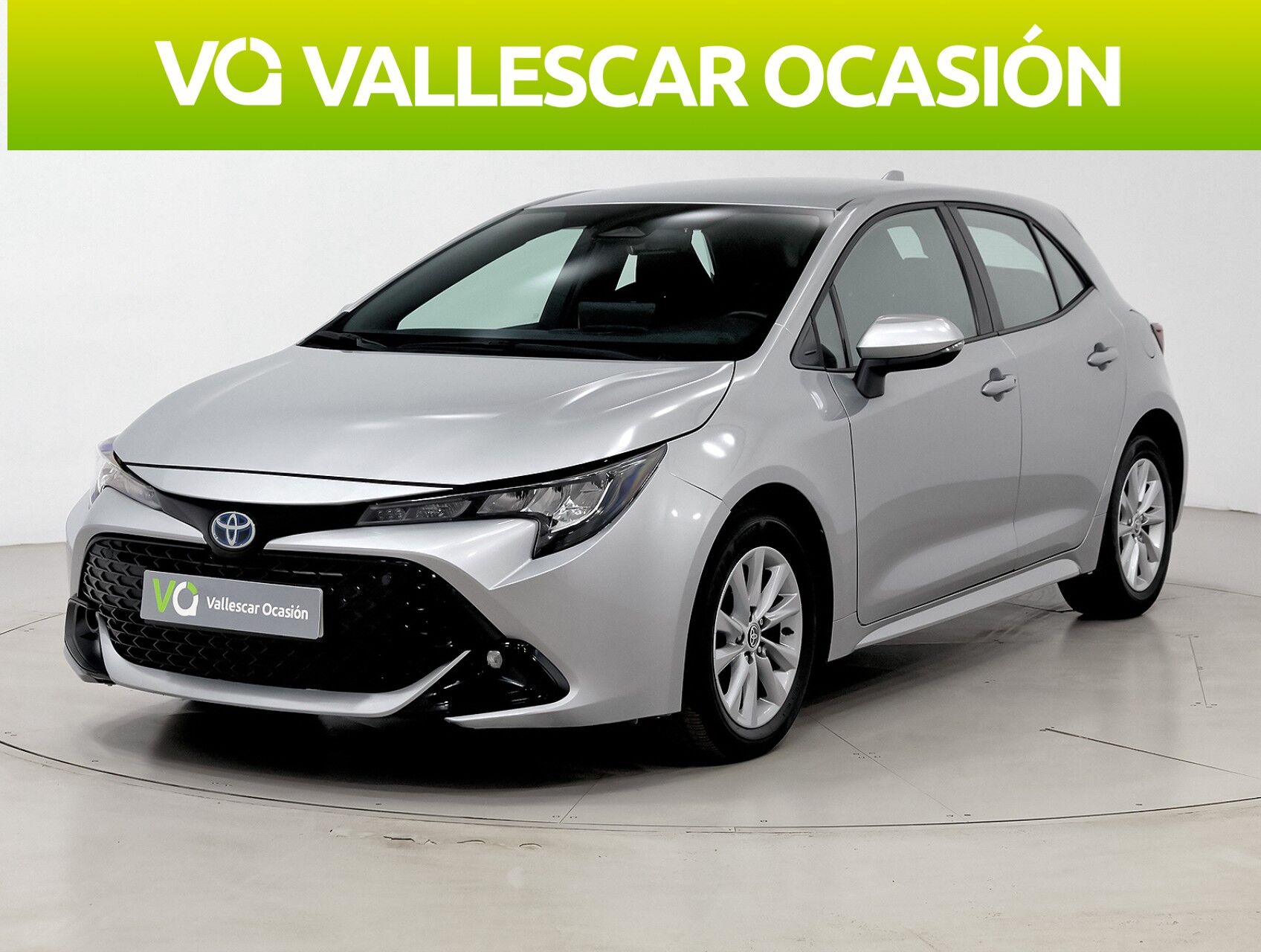 TOYOTA Corolla (ACTIVE PLUS 1.8 HEV 140 CV E-CVT 5P) en Barcelona