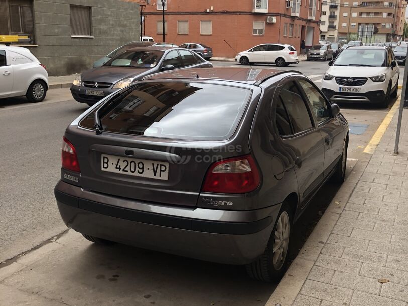 Foto del RENAULT Mégane 1.4 RXE