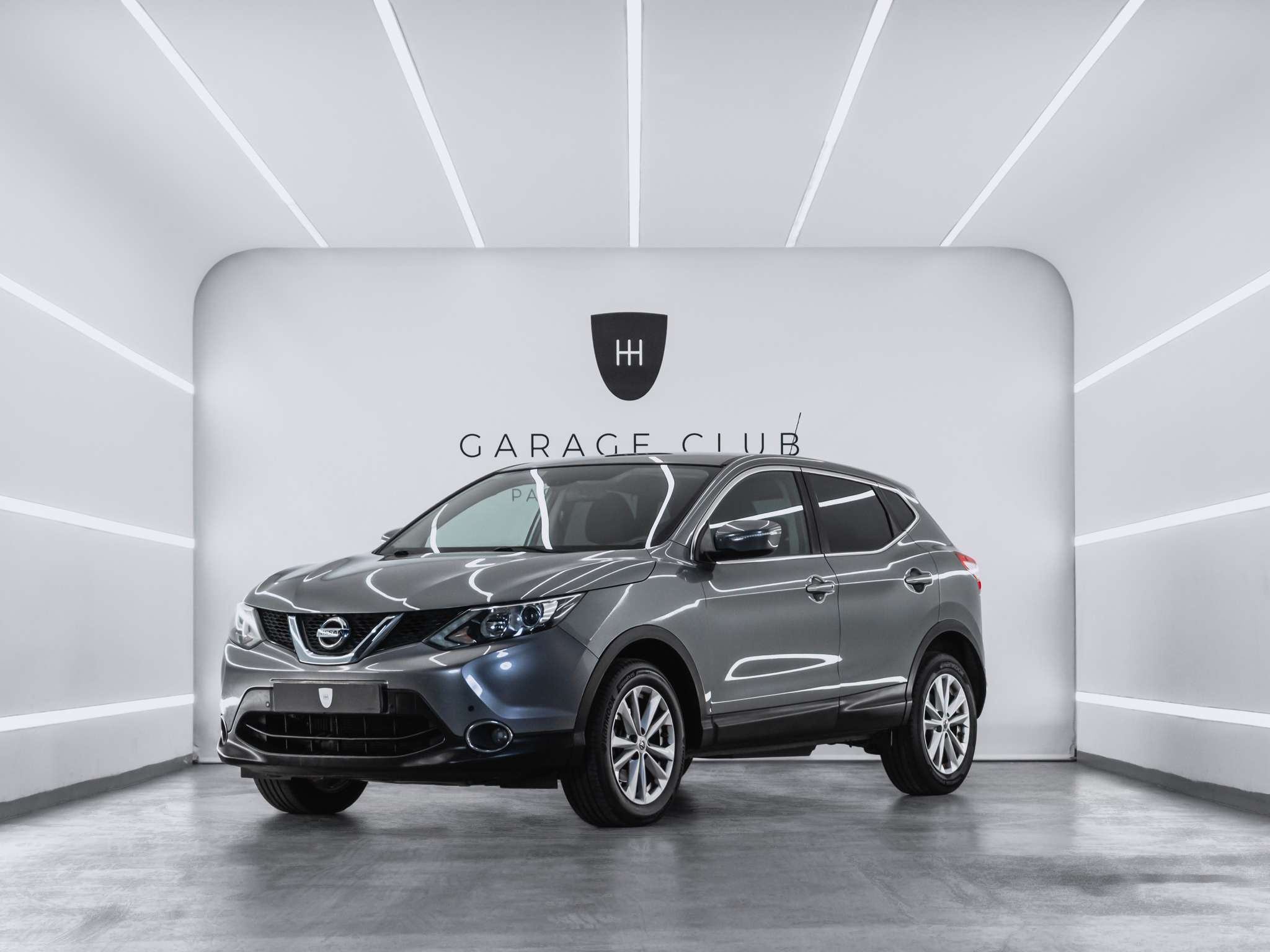 NISSAN Qashqai (Qashqai 1.2 DIG-T Acenta 4x2) en Barcelona
