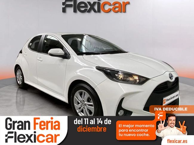 TOYOTA Yaris (1.5 120H Business Plus) en Navarra