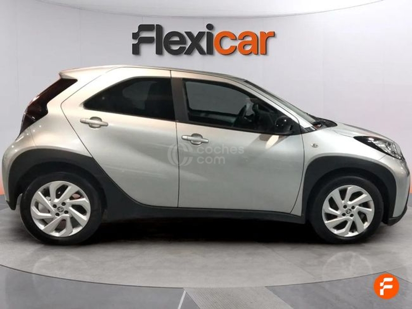 Foto del TOYOTA Aygo 70 x-play