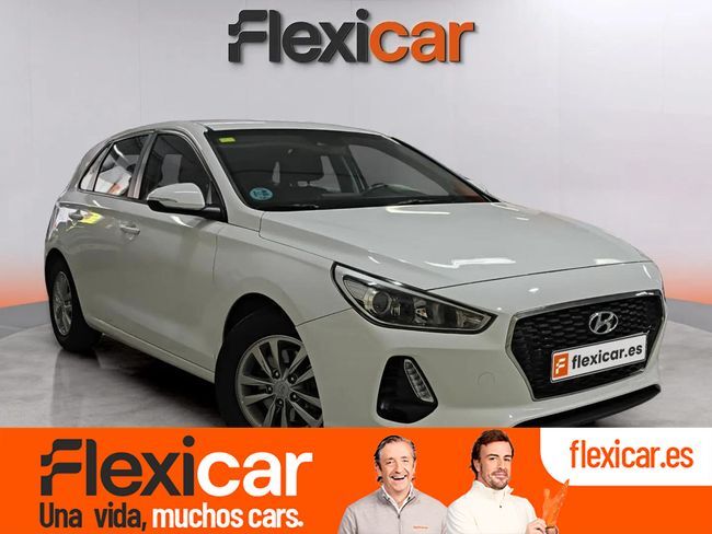 HYUNDAI i30 (1.0 TGDI Klass Fastback) en Barcelona