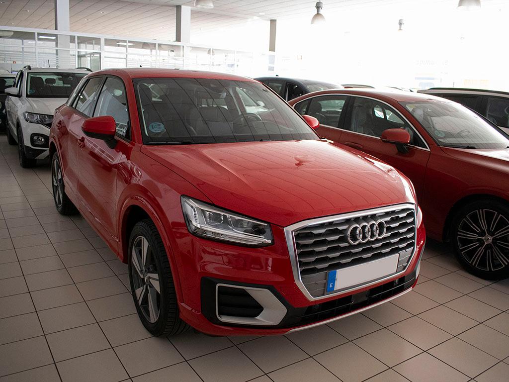 AUDI Q2 (1.6 30 TDI SPORT 5P) en Badajoz