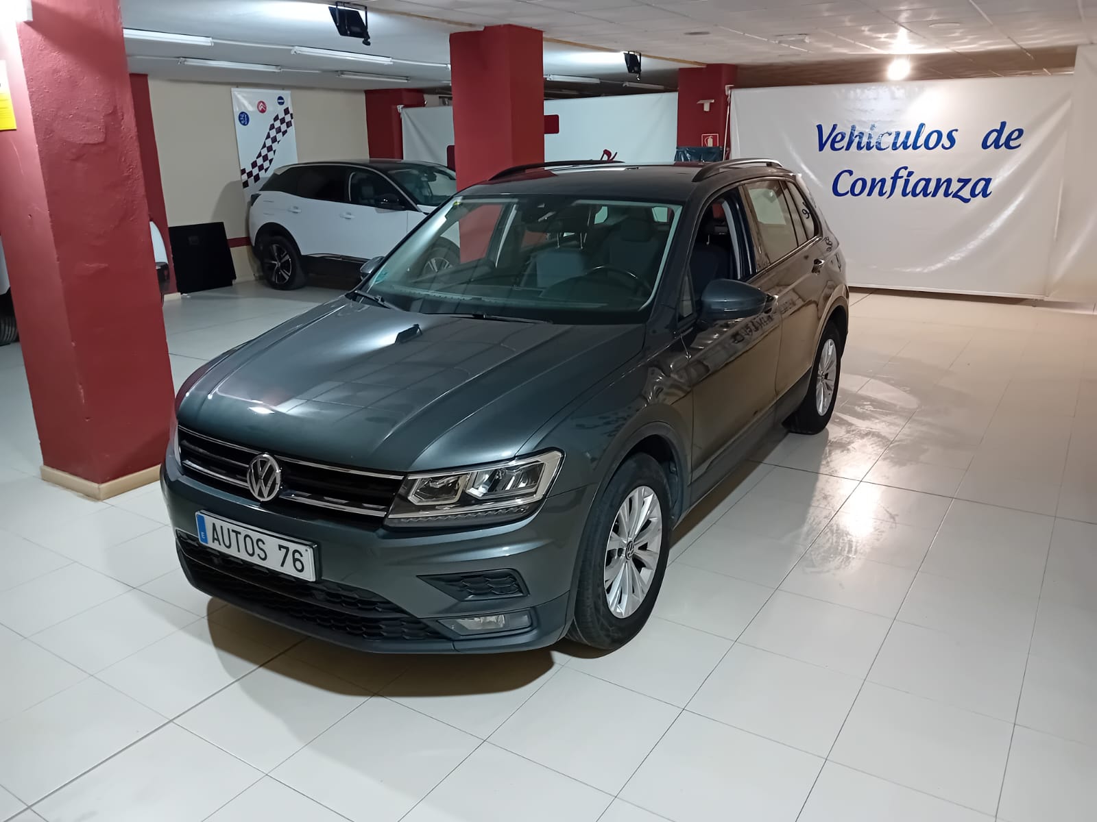 VOLKSWAGEN Tiguan (2.0TDI Advance 110kW) en Badajoz