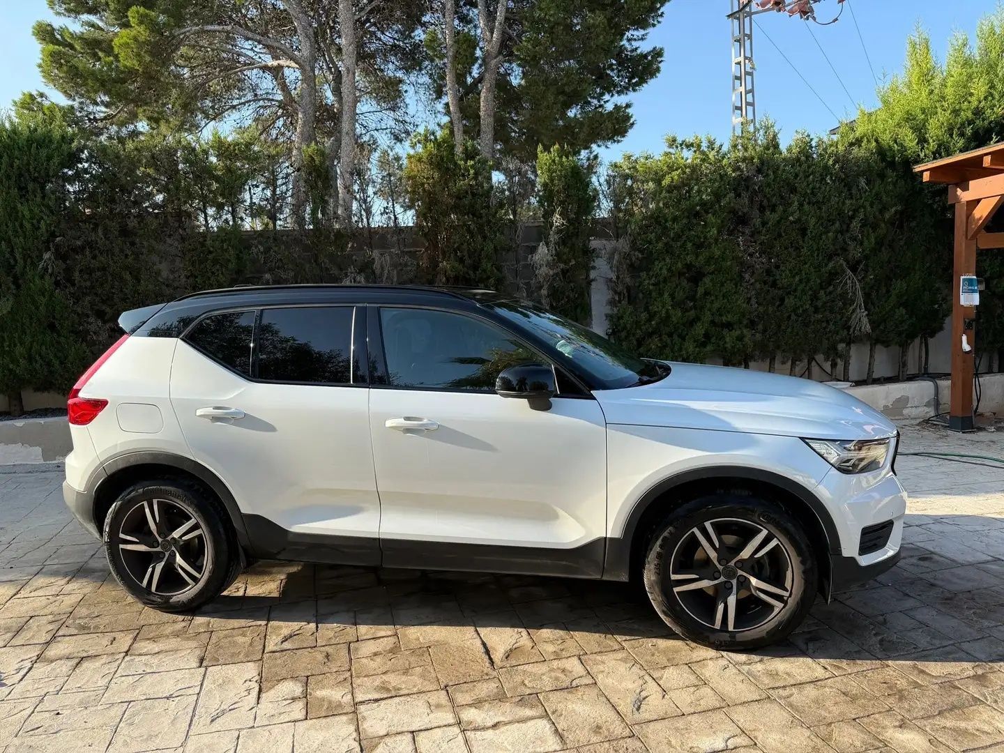 Foto del VOLVO XC40 T2 R-Design