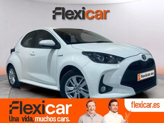 TOYOTA Yaris (1.5 120H Business Plus) en Alicante
