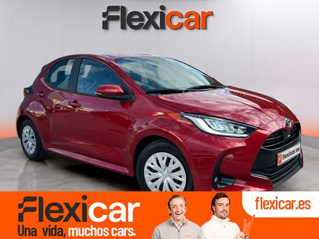 TOYOTA Yaris (1.5 120H Style) en Barcelona