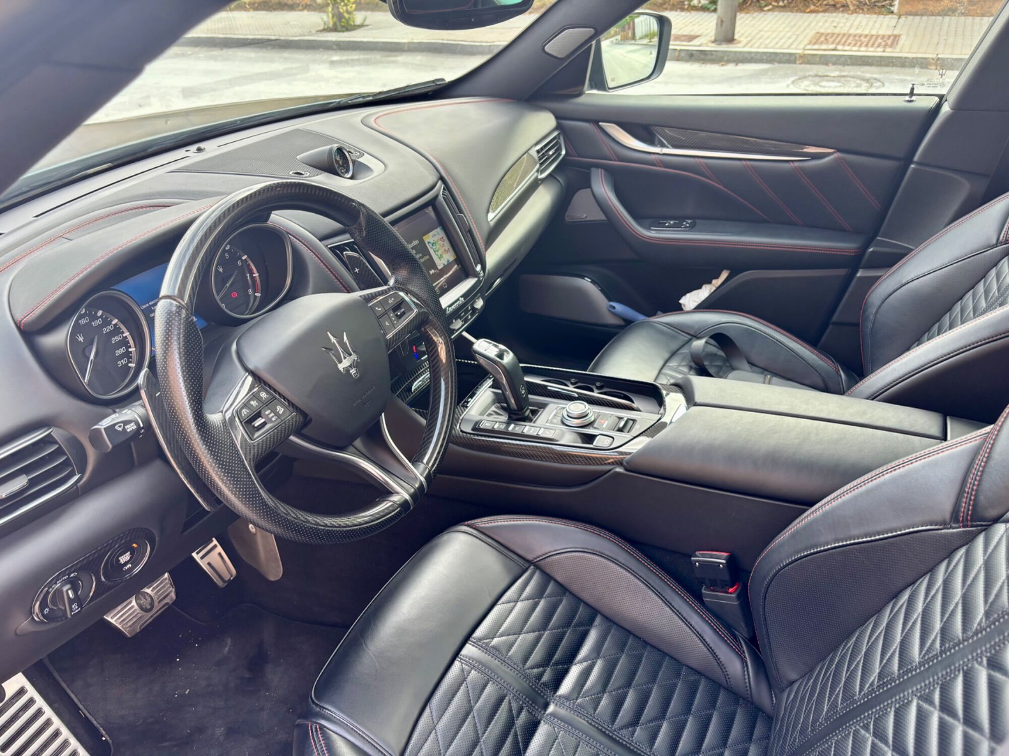 Foto del MASERATI Levante 350 Vulcano Aut.