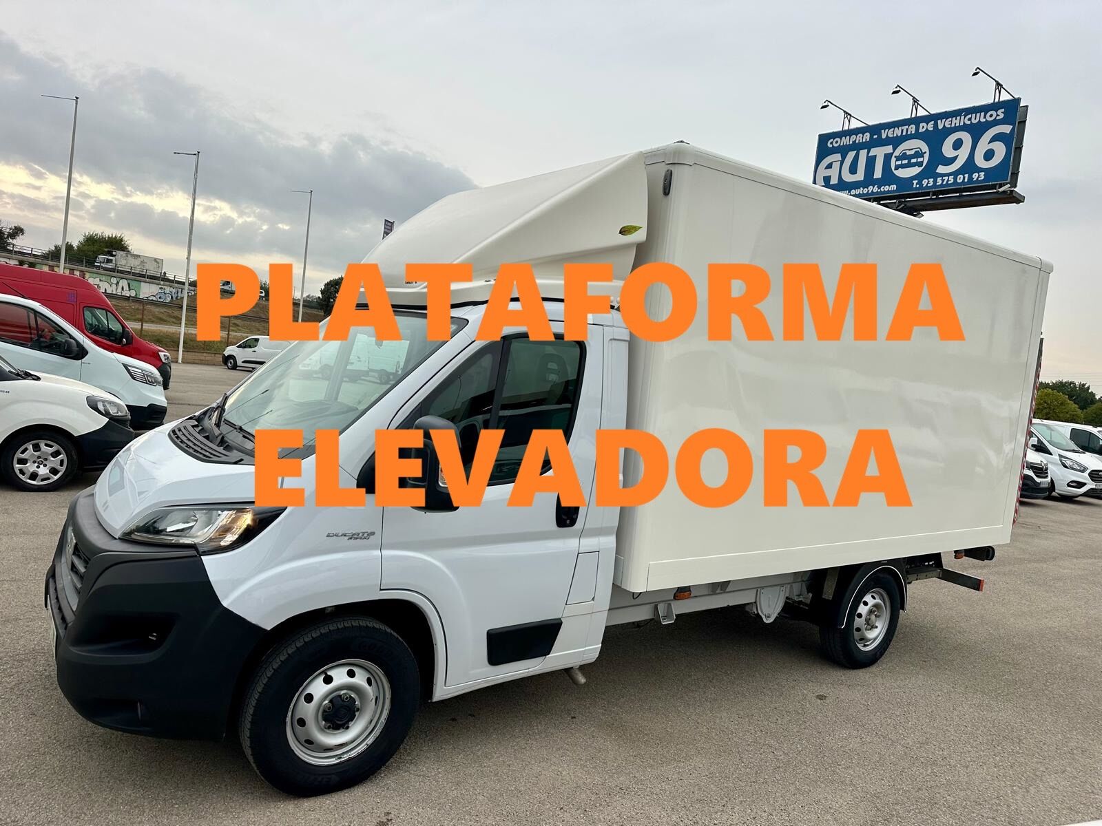Foto del FIAT Ducato Ch. Caja Abierta Maxi 35 2.2Mjt L4 H1 140CV