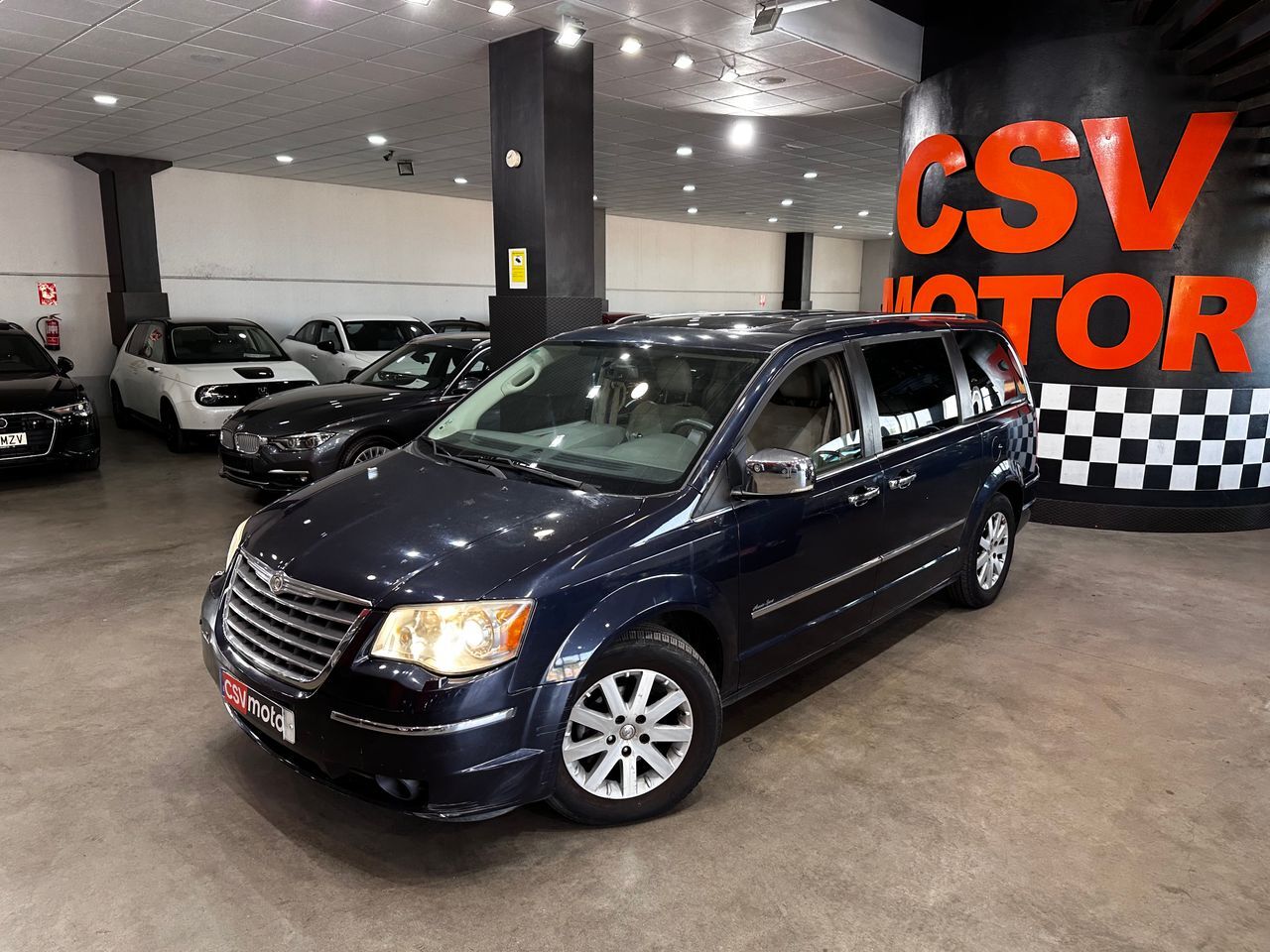 CHRYSLER Voyager (SE 2.8 CRD Auto) en Madrid