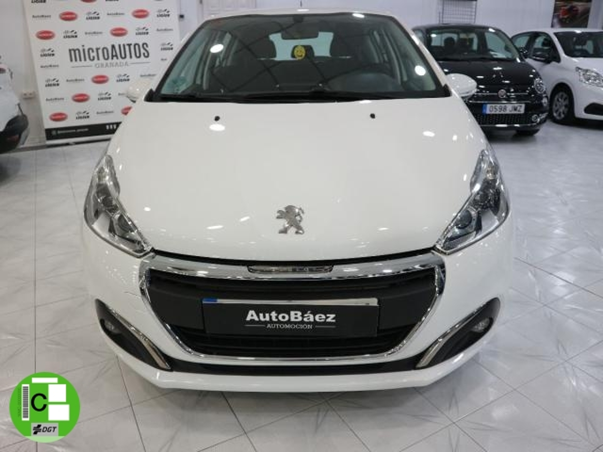 Imagen de PEUGEOT 208